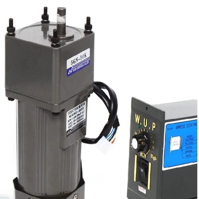 Motor AC 230V 90W z reduktorjem 1:50 in regulatorjem 27RPM